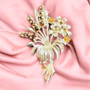 Amber Rhinestone Flower Brooch – Goldtone, 2.5 Inches